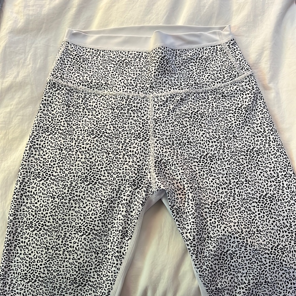 Allfenix cheetah print leggings